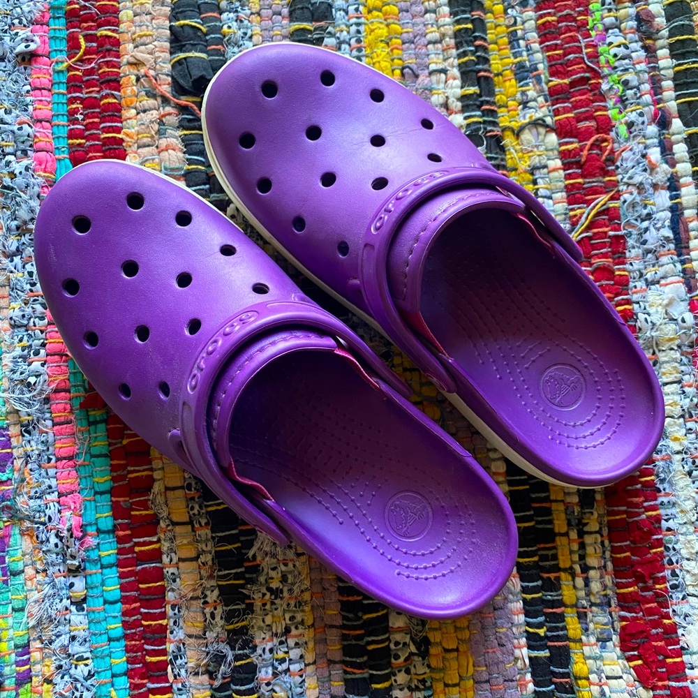 Ladies purple Crocs